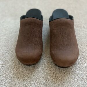 Women’s Sanita Sonja clogs, size 37